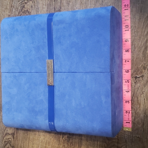 Crabtree & Evelyn Case - Picture 4 of 6